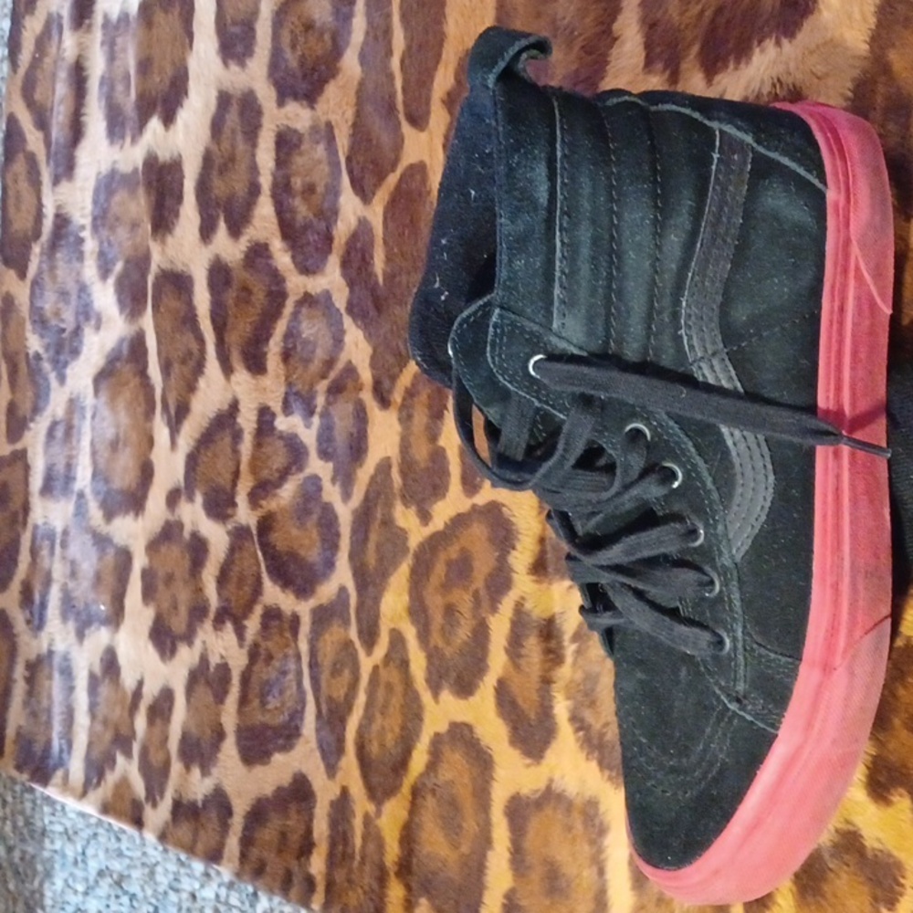 Vans hi top, black suede
